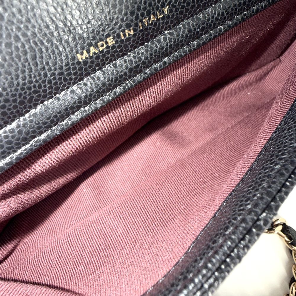 Chanel Chain Wallet Quilted CC Logo Shoulder Bag Crossbody Caviar Leather Black — view 4