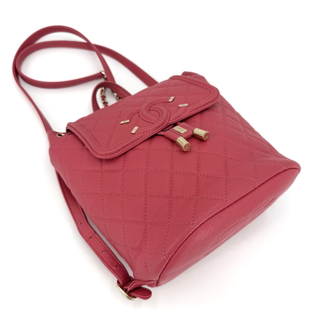 Chanel Backpack CC Filigree Quilted Chain Shoulder CC Logo Caviar Leather Pink — view 3