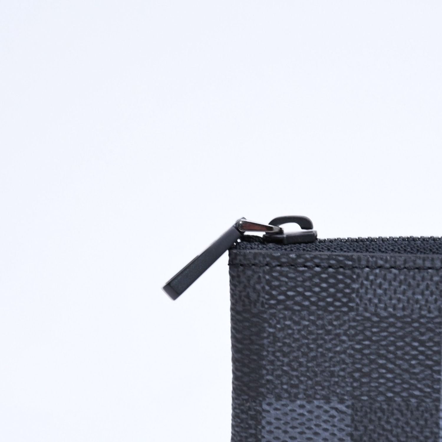 Louis Vuitton Coin Purse Damoflage Canvas Pochette Cles Black Gray — view 7
