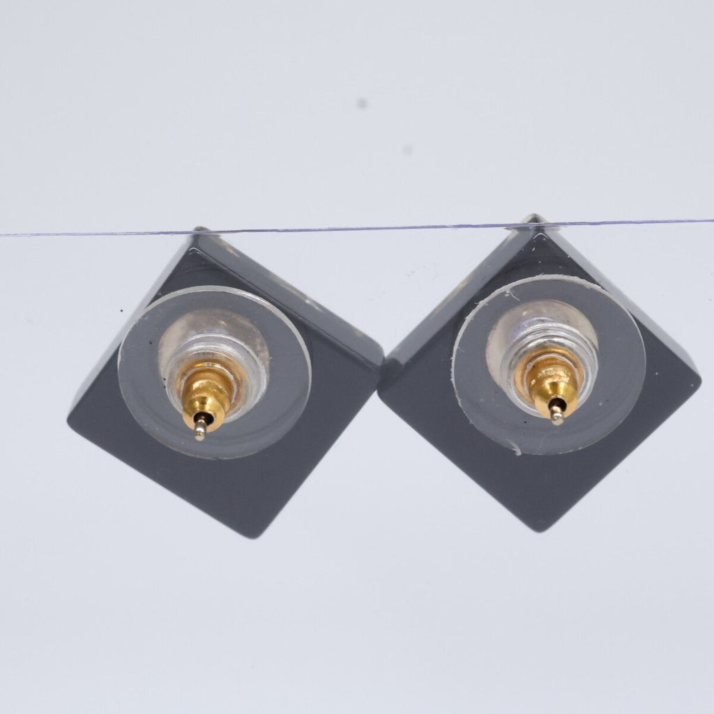 Chanel 16c CC Logo Square Earring — view 4
