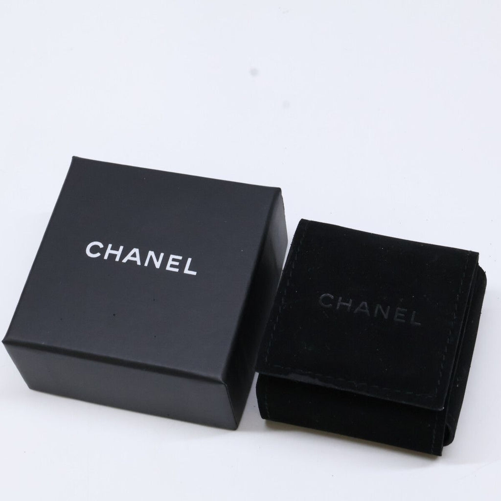 Chanel 16c CC Logo Square Earring — view 7