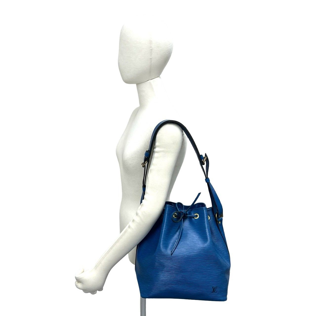 Louis Vuitton Vintage Noe Epi Leather Drawstring Shoulder Bag Toledo Blue — view 2