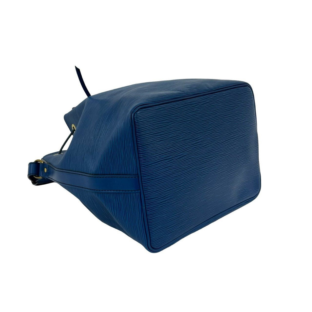 Louis Vuitton Vintage Noe Epi Leather Drawstring Shoulder Bag Toledo Blue — view 7