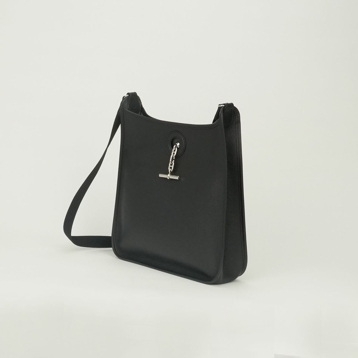 Hermes Vespa PM Shoulder Bag Epsom Noir Black Silver Veau — view 2