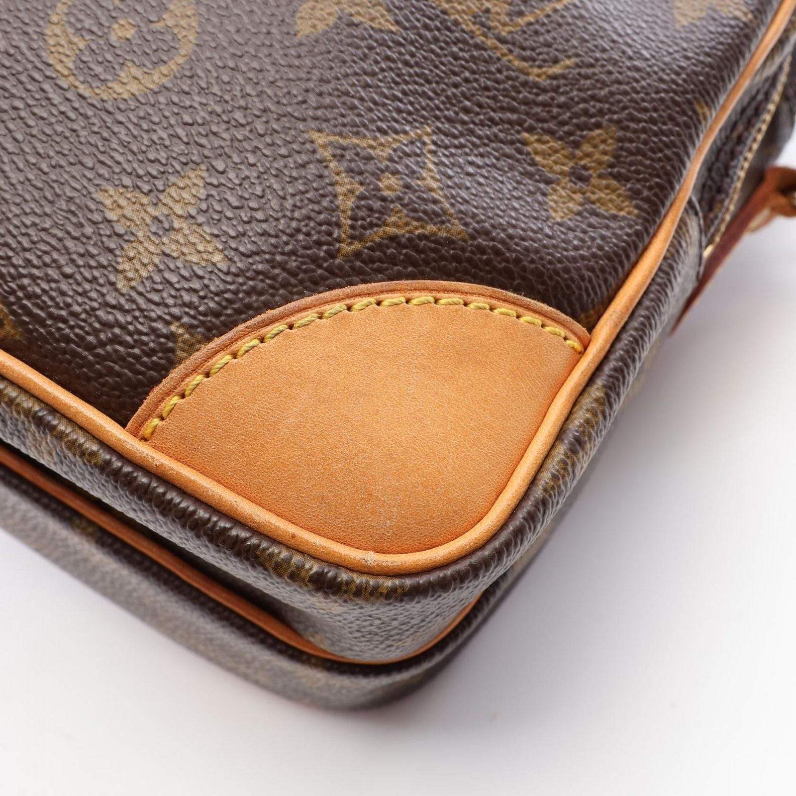 Louis Vuitton Shoulder Bag Amazon Canvas Leather — view 7