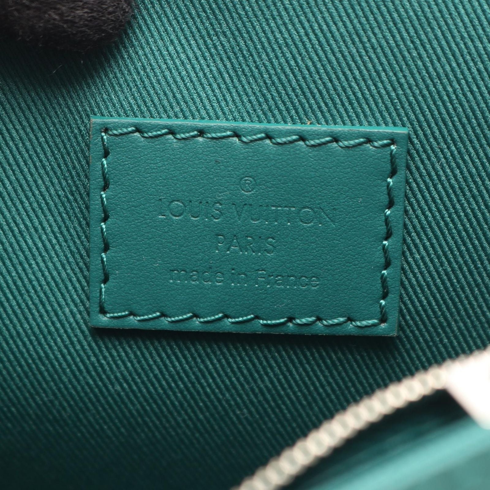 Louis Vuitton Shoulder Bag LV Aerogram Fast Line Wearable Wallet Green Leather — view 4