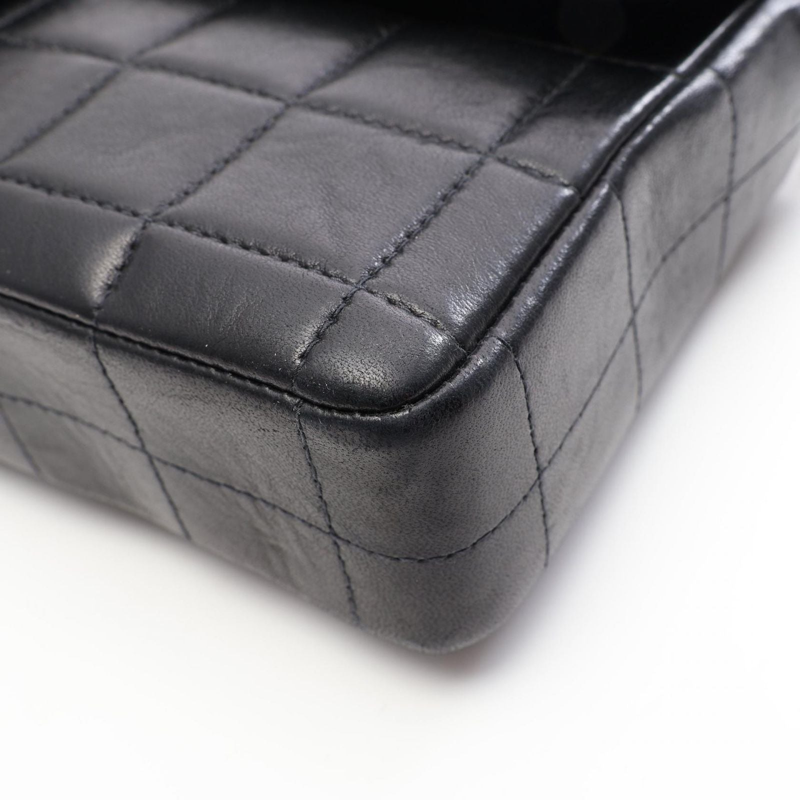Chanel Shoulder Bag Choco Bar Black Lambskin East West Chain — view 7