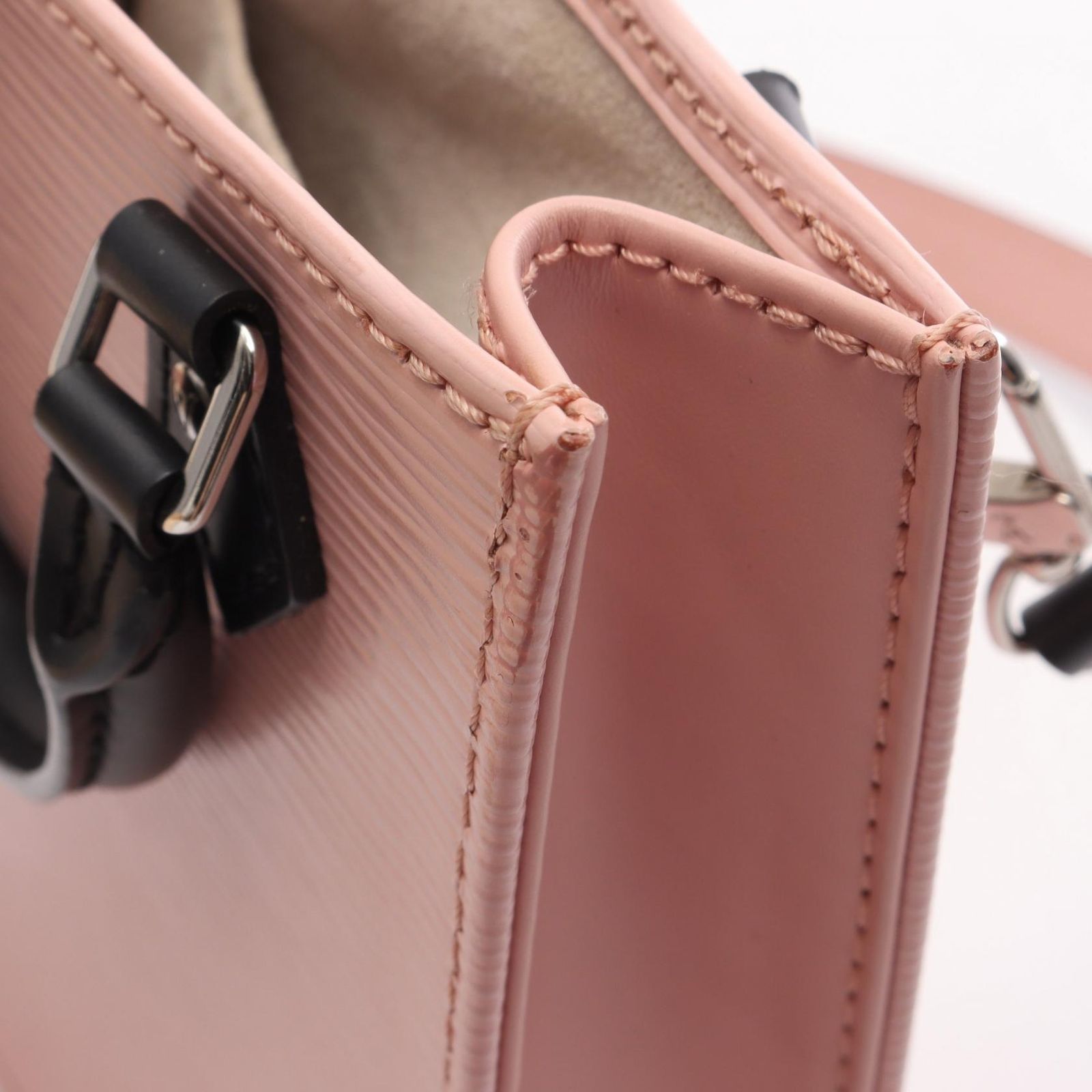 Louis Vuitton Petite Sac Plat 2-Way Rose Ballerina Leather Handbag — view 5