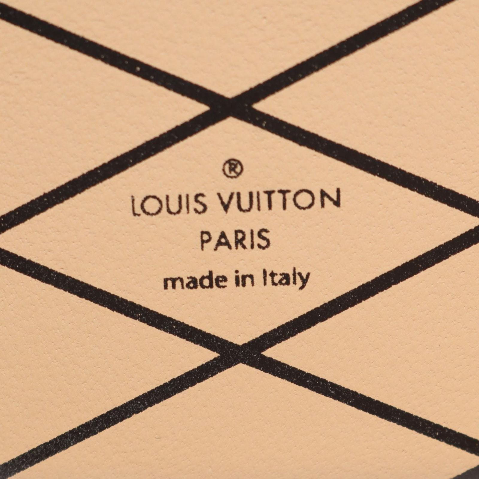 Louis Vuitton Shoulder Bag Petite Noir Exotic Leather — view 4