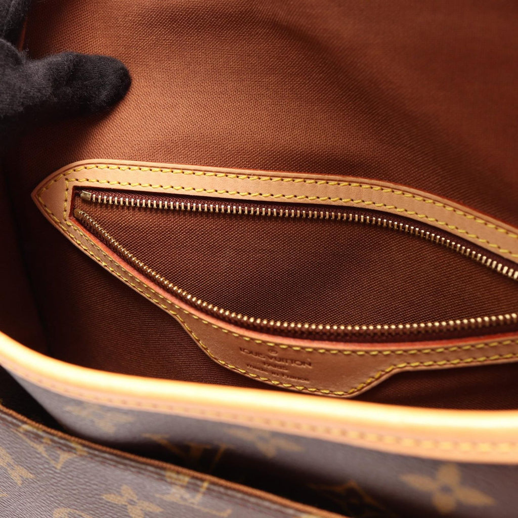 Louis Vuitton Shoulder Bag Solonge Monogram Canvas Leather — view 6