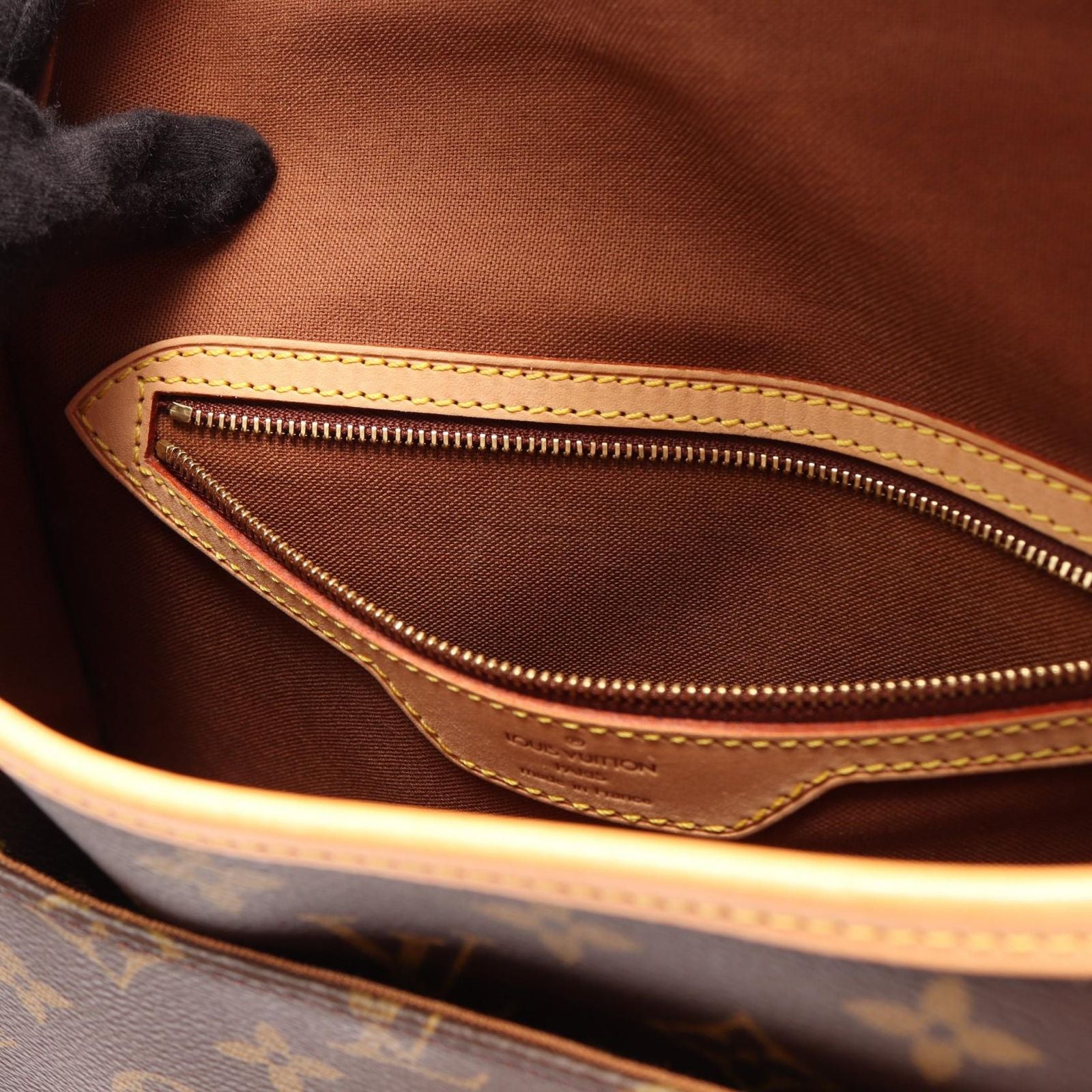 Louis Vuitton Shoulder Bag Solonge Monogram Canvas Leather — view 6