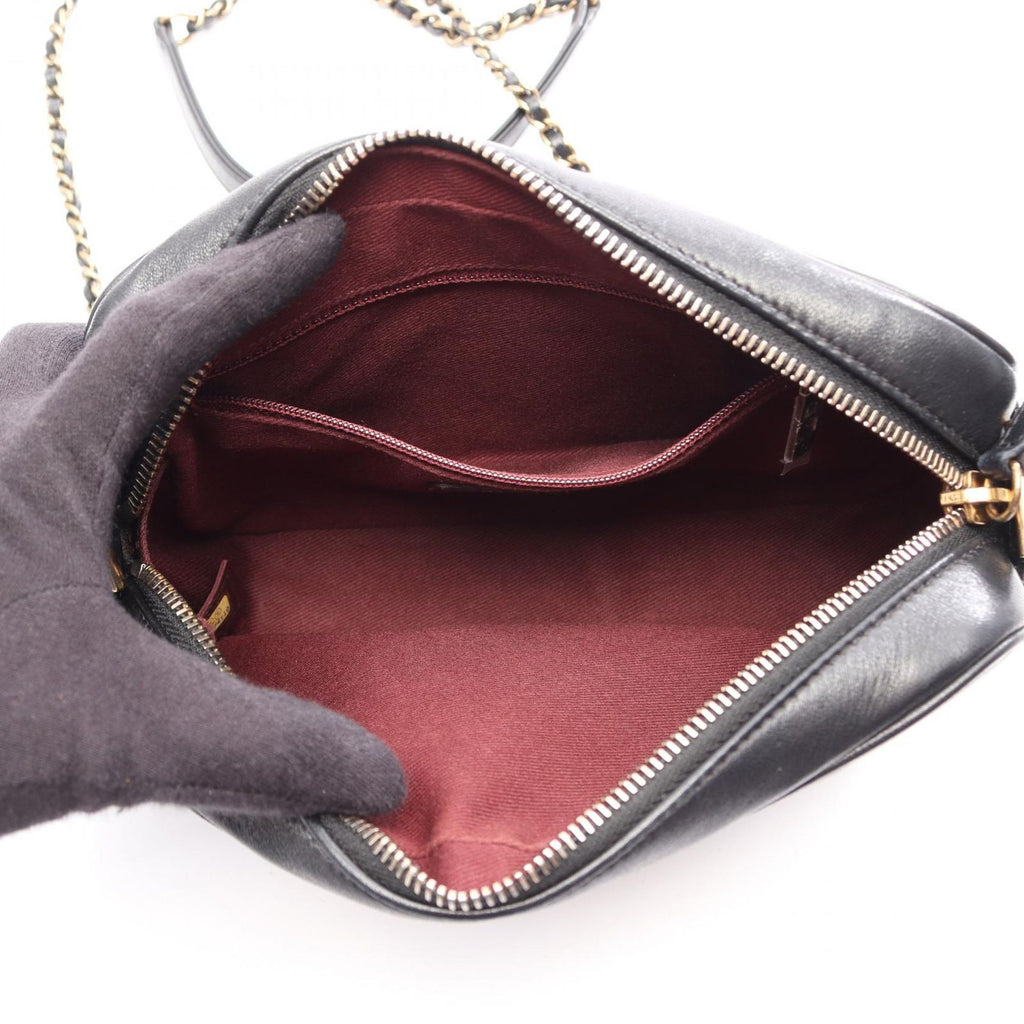 Chanel Shoulder Bag CC Logo Diamond Stitch Black Leather CC Chain — view 3