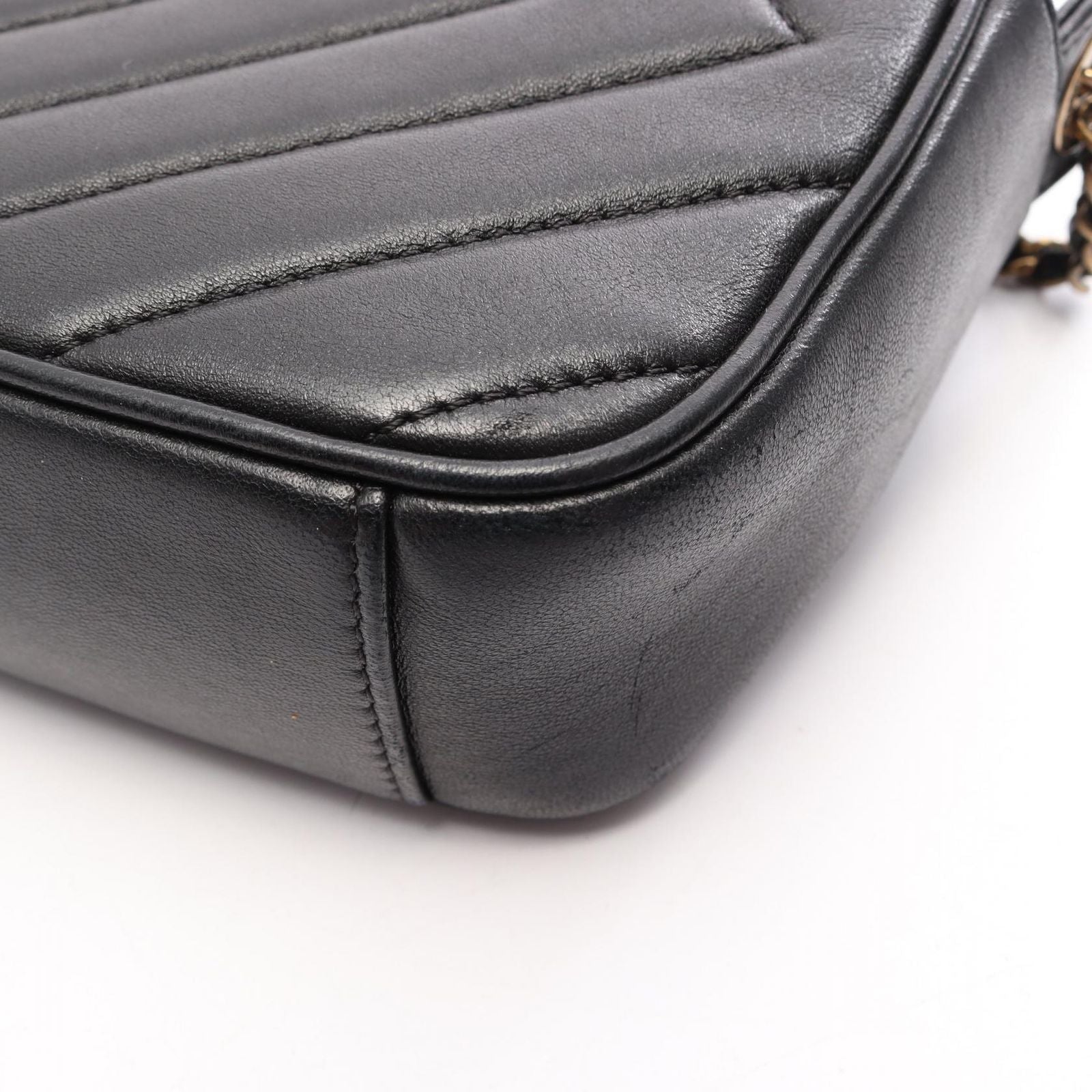 Chanel Shoulder Bag CC Logo Diamond Stitch Black Leather CC Chain — view 8