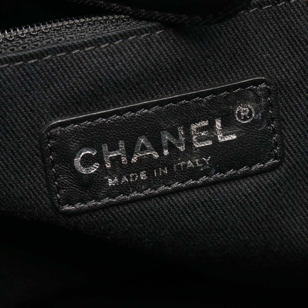 Chanel Tote Bag Paris Biarritz Navy Black Nylon Leather — view 4