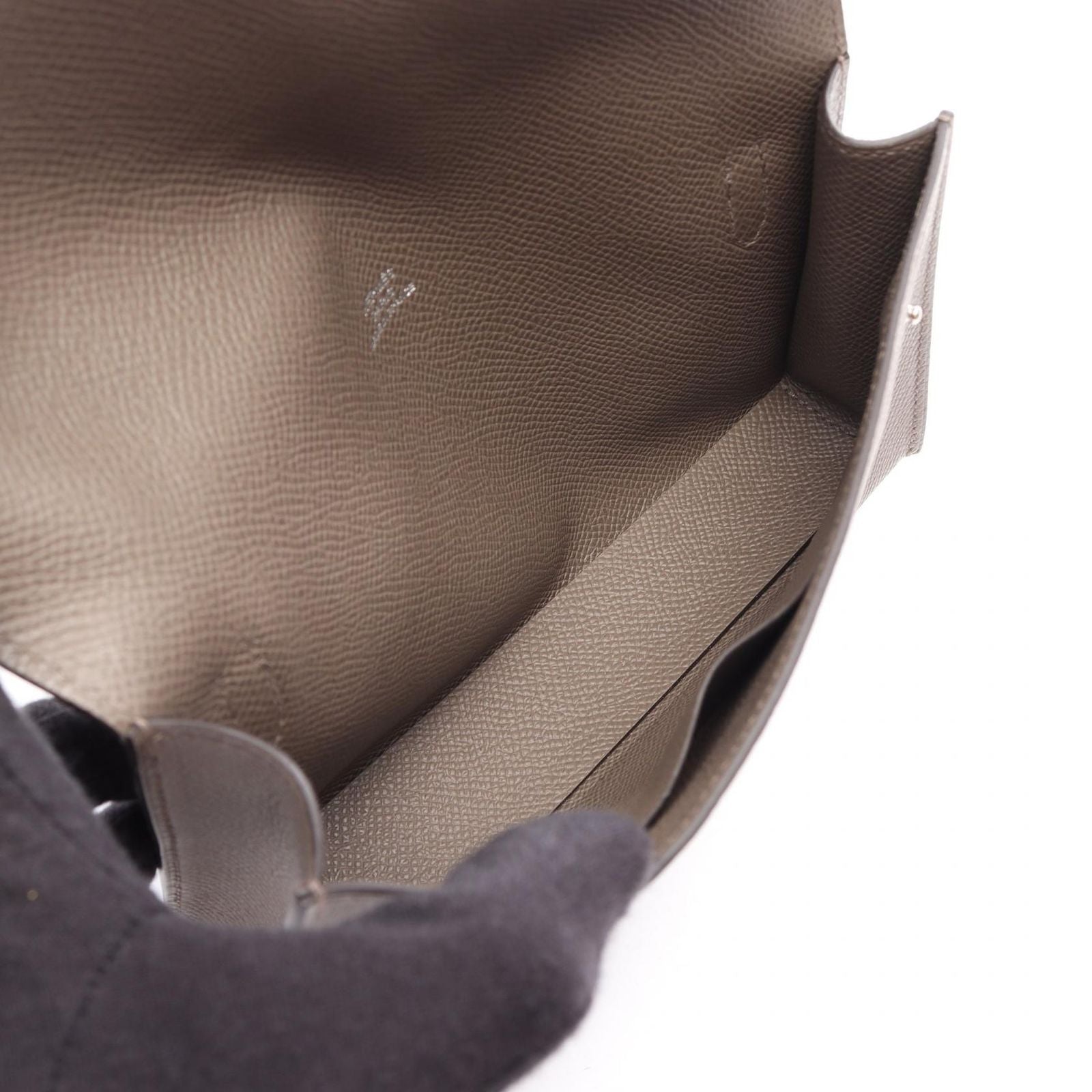 Hermes Shoulder Bag Knap To Go Etain — view 3