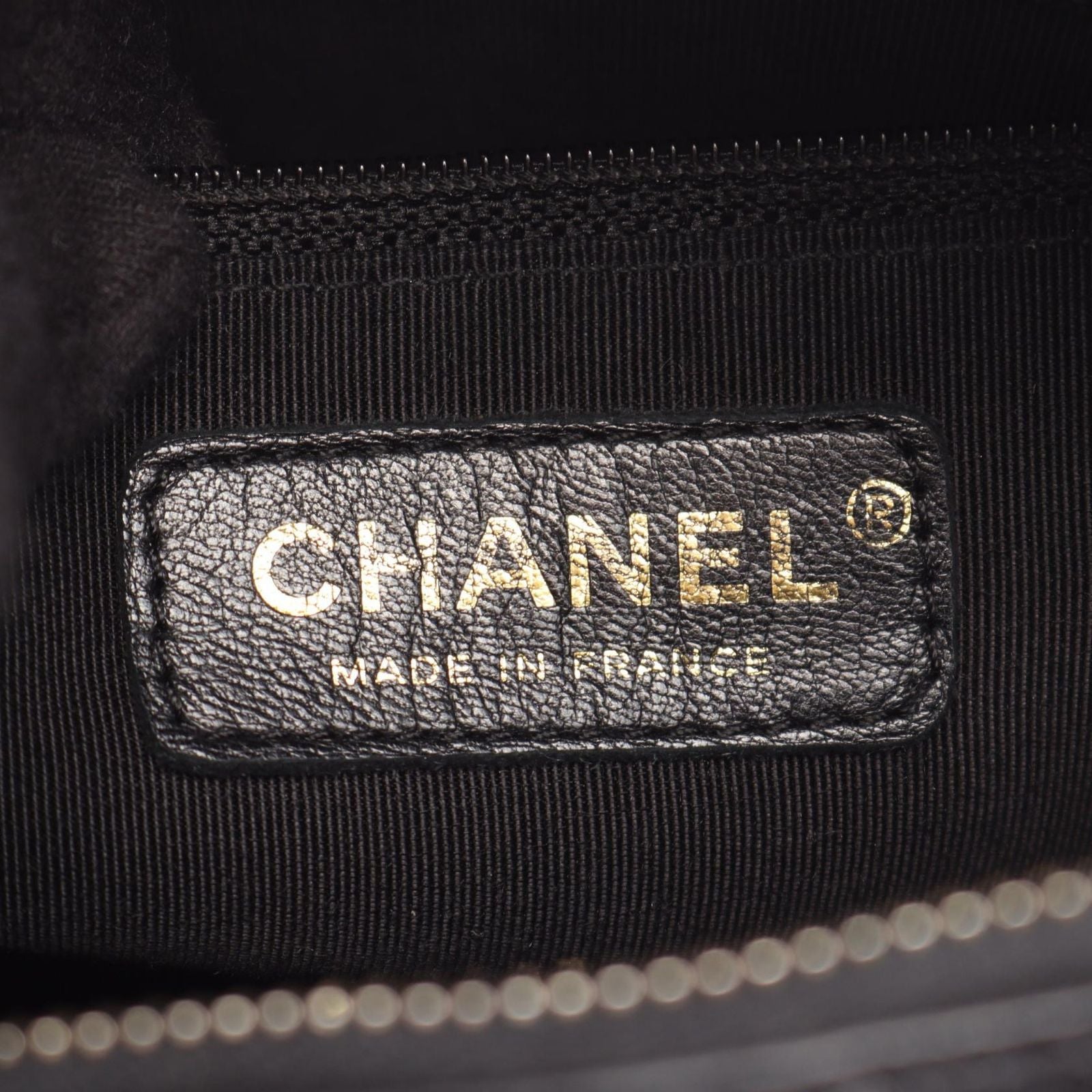 Chanel Shoulder Bag Quilted Black Caviar Leather Chain — view 4