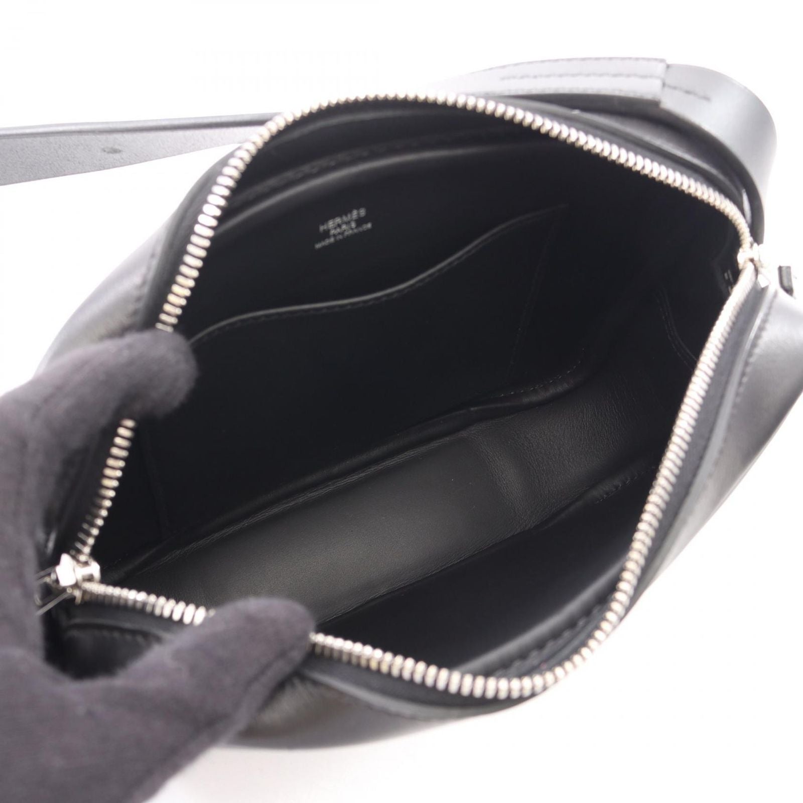 Hermes Shoulder Bag Onbody Etriviere Black — view 3