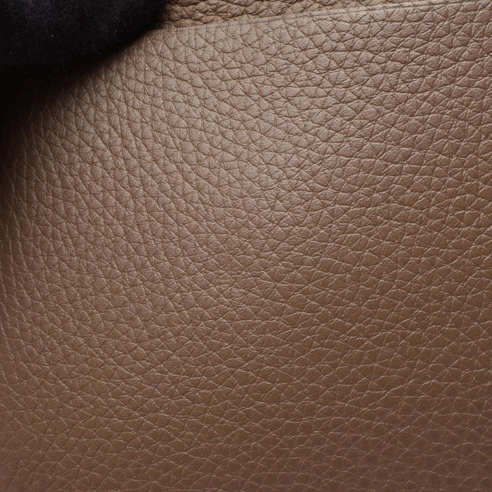 Hermes Halzan 25 2-Way Etoupe Leather Shoulder Bag — view 6