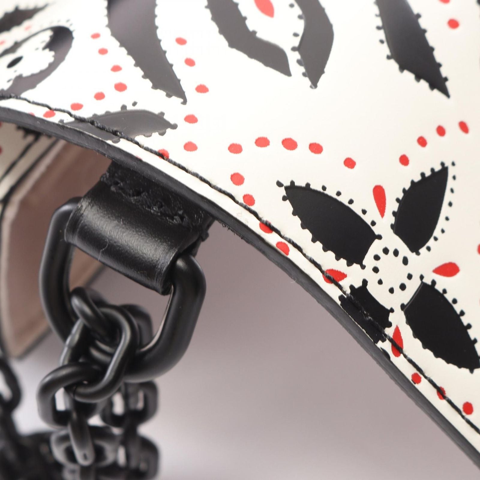 Louis Vuitton Shoulder Bag Twist MM White Black Leather — view 7