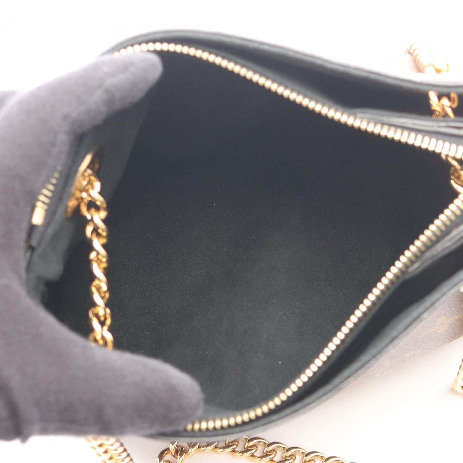 Louis Vuitton Shoulder Bag Nnu BB Monogram Canvas Exotic Cles — view 3