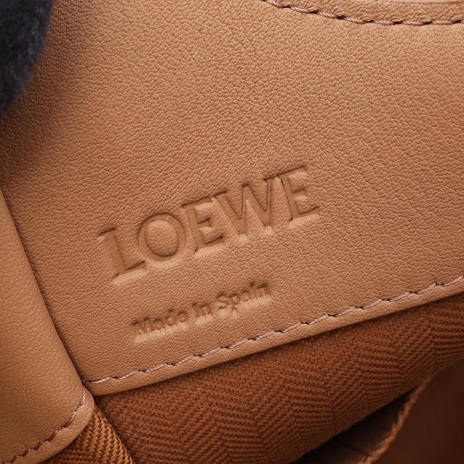 Loewe Handbag Hammock Flip Bag 2-Way Brown Leather — view 4