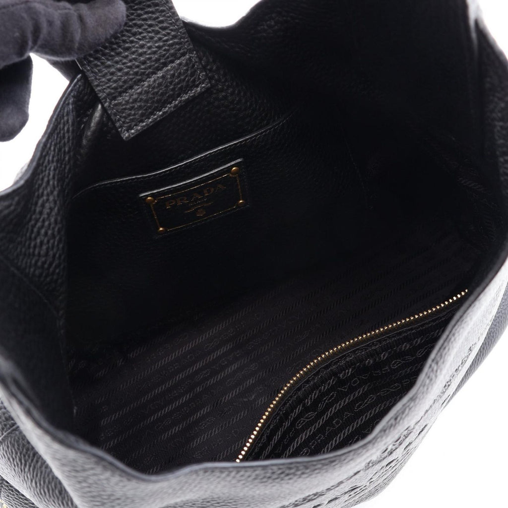 Prada Shoulder Bag Vitello Daino Black Leather Oneshoulder — view 3