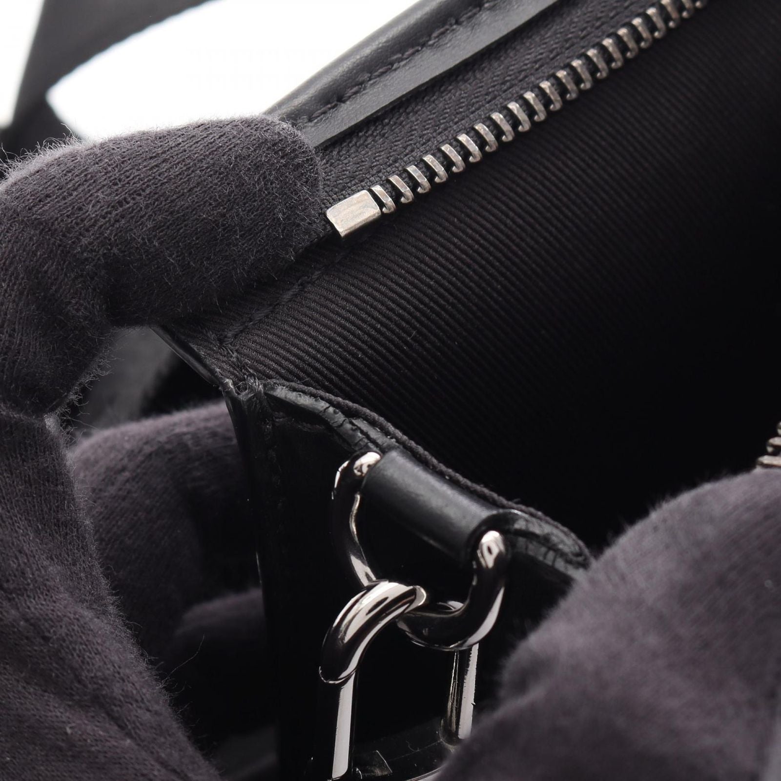 Louis Vuitton Shoulder Bag Gaston Wearable Wallet Canvas — view 5