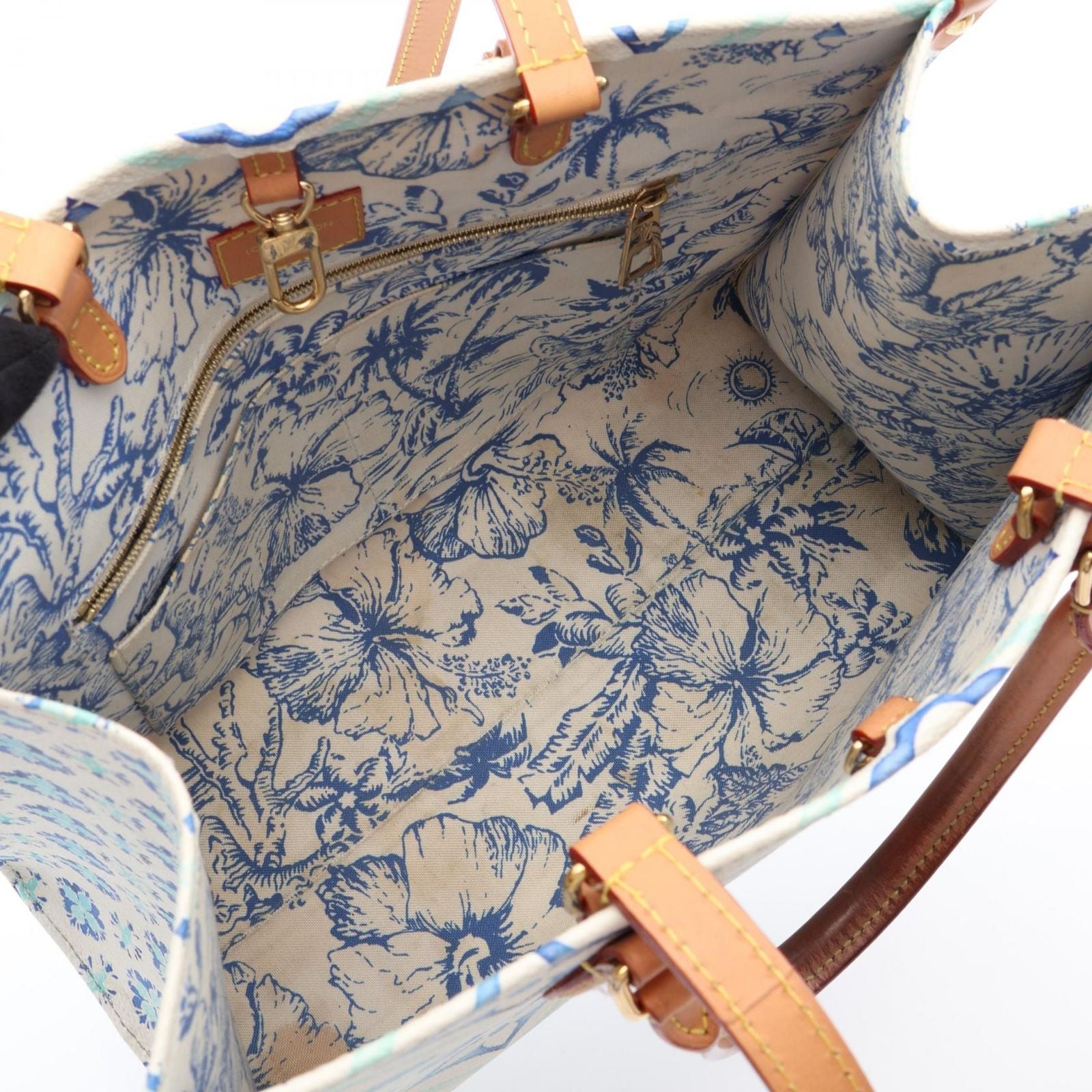 Louis Vuitton Tote Bag On The Go MM Monogram Tile Lagoon 2-Way Blue Canvas Leather — view 3