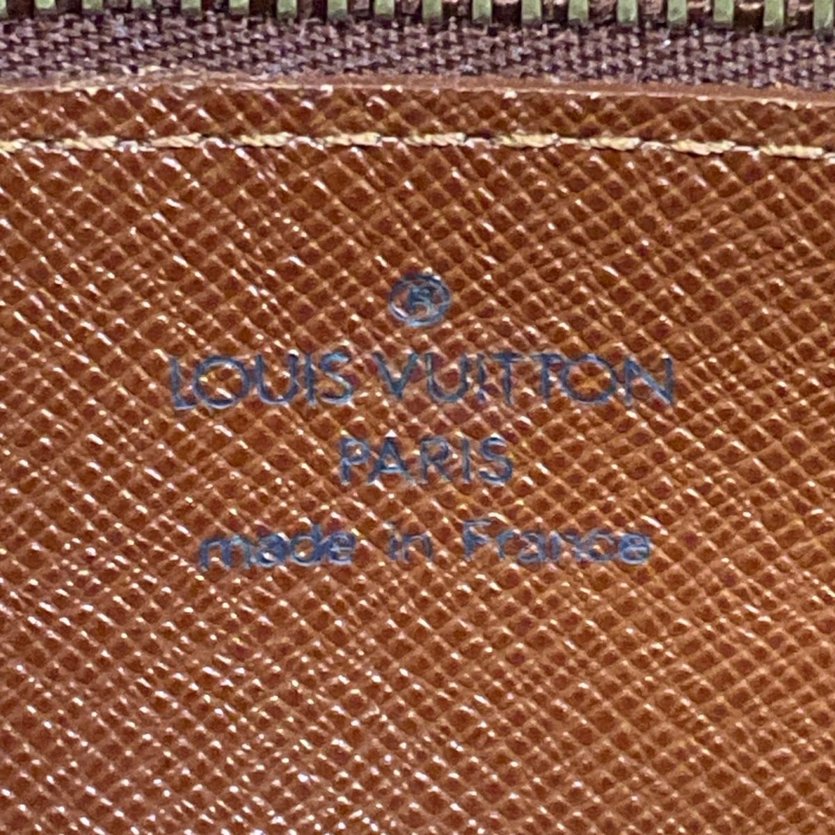 Louis Vuitton Shoulder Bag Monogram Trocadero 27 — view 8