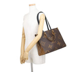 Louis Vuitton Tote Monogram Reverse Giant On The Go MM Handbag 2-Way — view 5