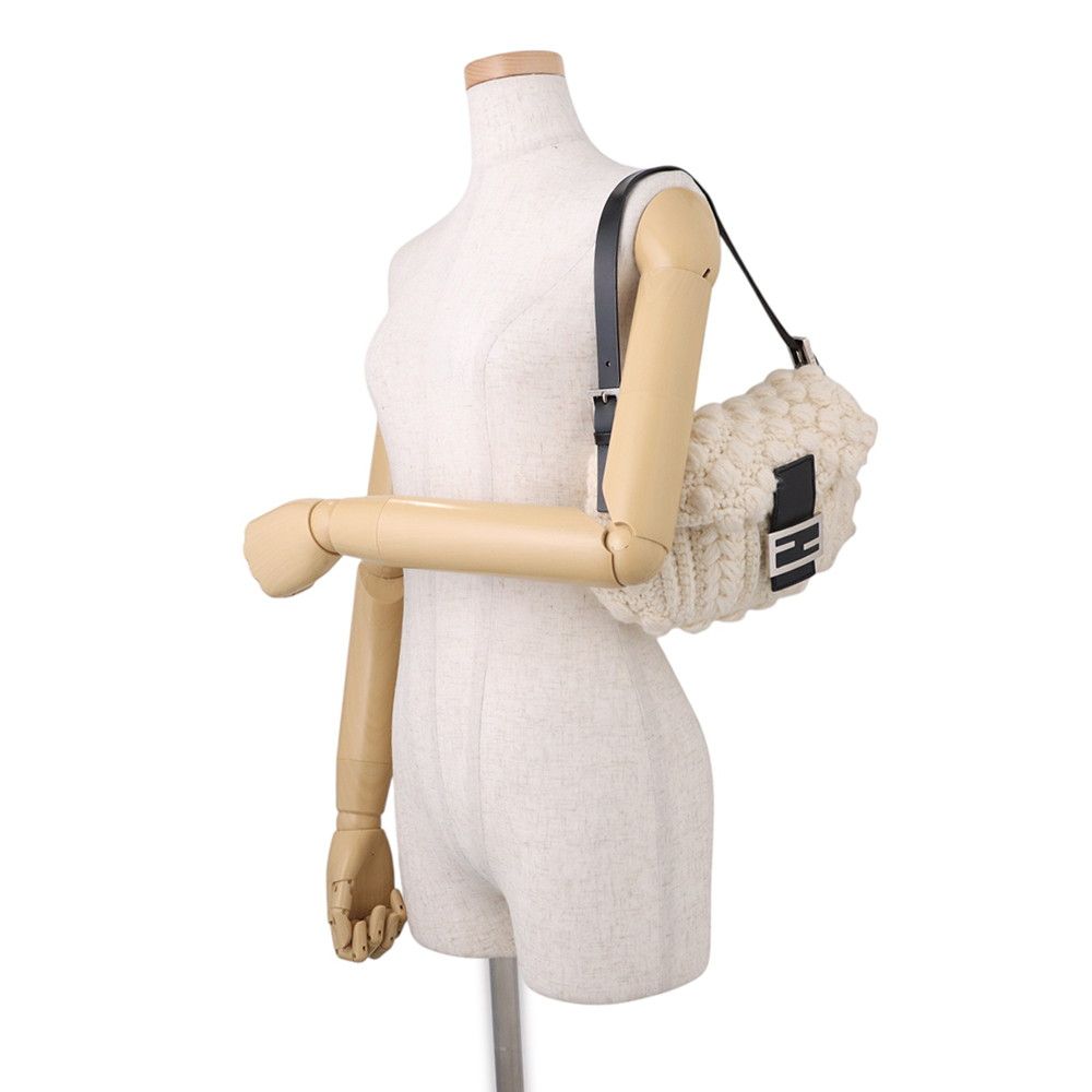 Fendi Mamma Bucket Bag Wool Leather White Black — view 4