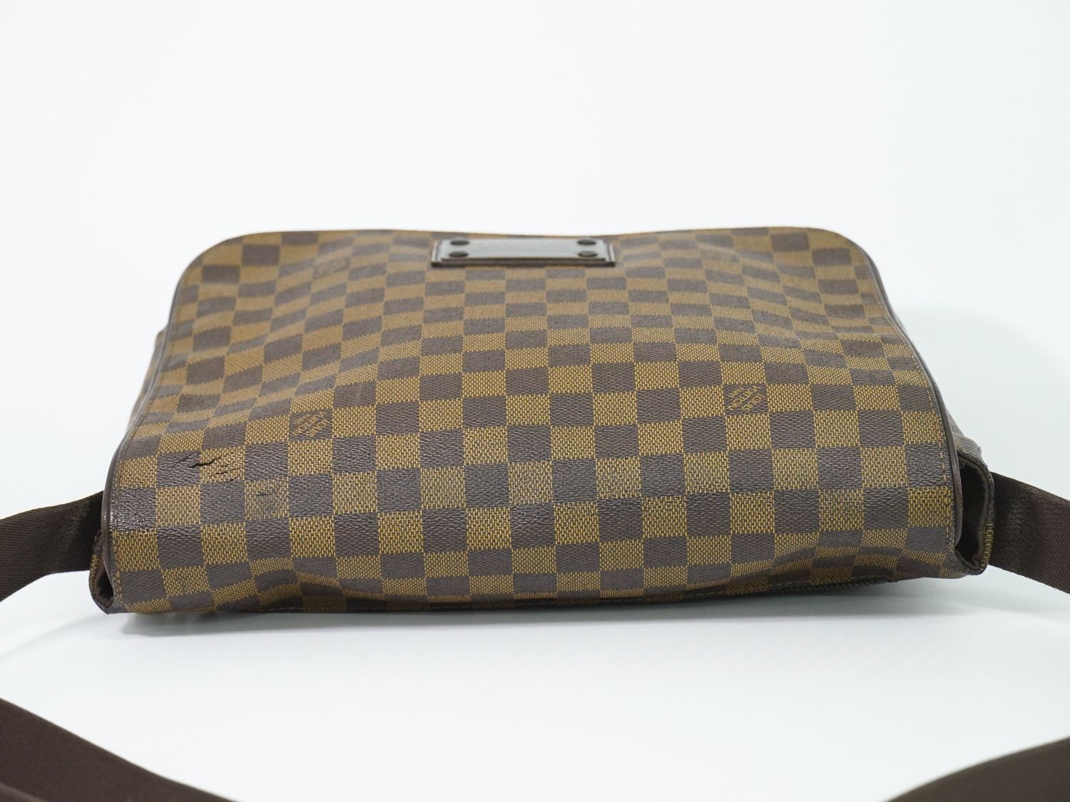Louis Vuitton LV Brooklyn MM Damier Ebene Shoulder Bag Brown Vintage — view 5