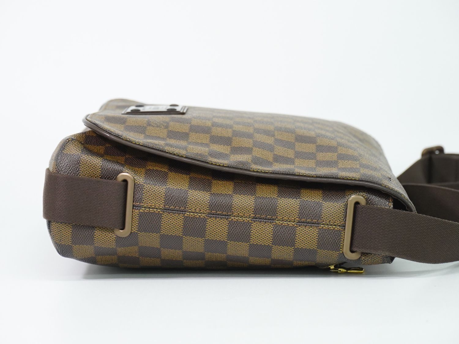Louis Vuitton LV Brooklyn MM Damier Ebene Shoulder Bag Brown Vintage — view 4