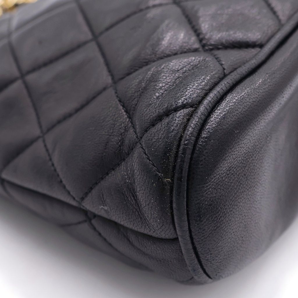 Chanel Quilted Chain Shoulder Bag Black Lambskin Gold — view 6