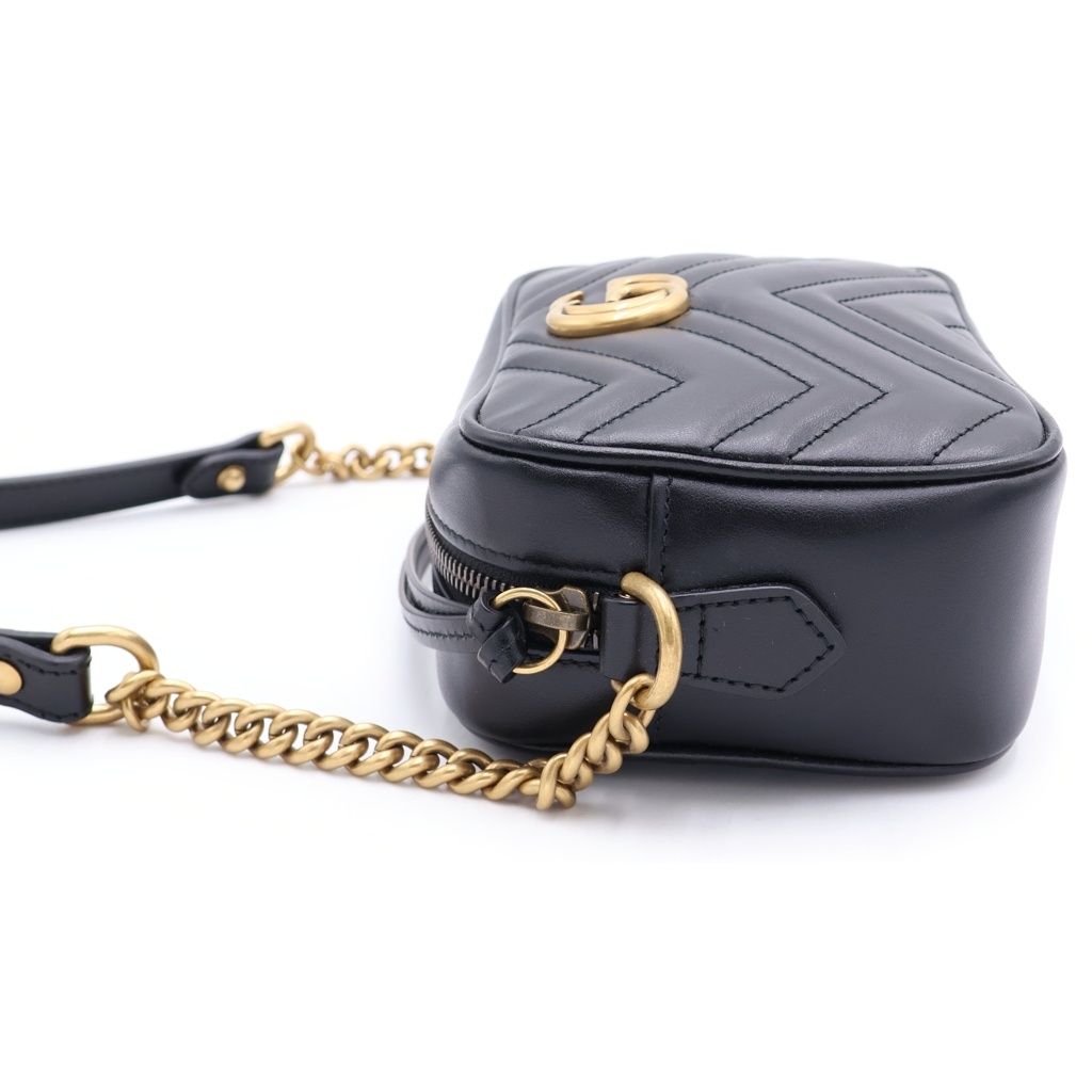 Gucci GG Marmont Quilting Shoulder Bag Quilted Leather Black — view 3