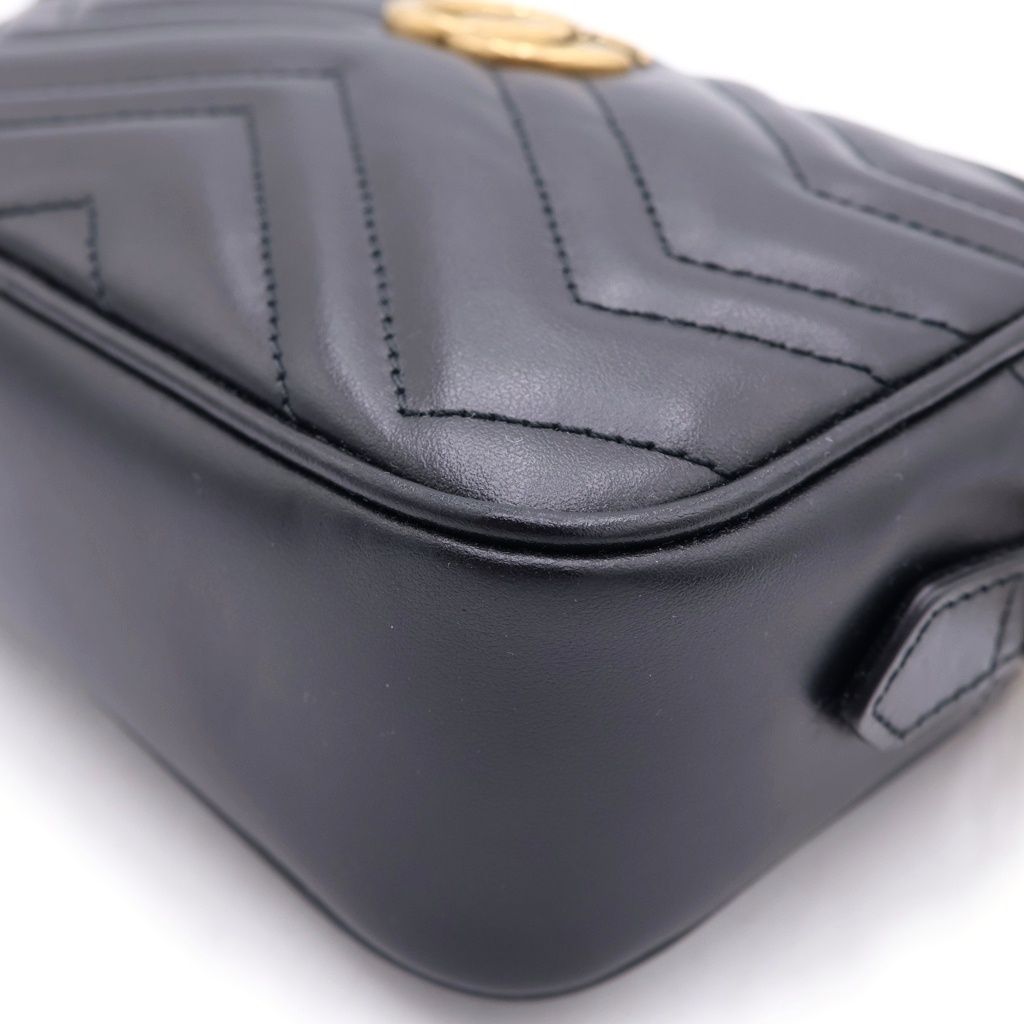 Gucci GG Marmont Quilting Shoulder Bag Quilted Leather Black — view 5