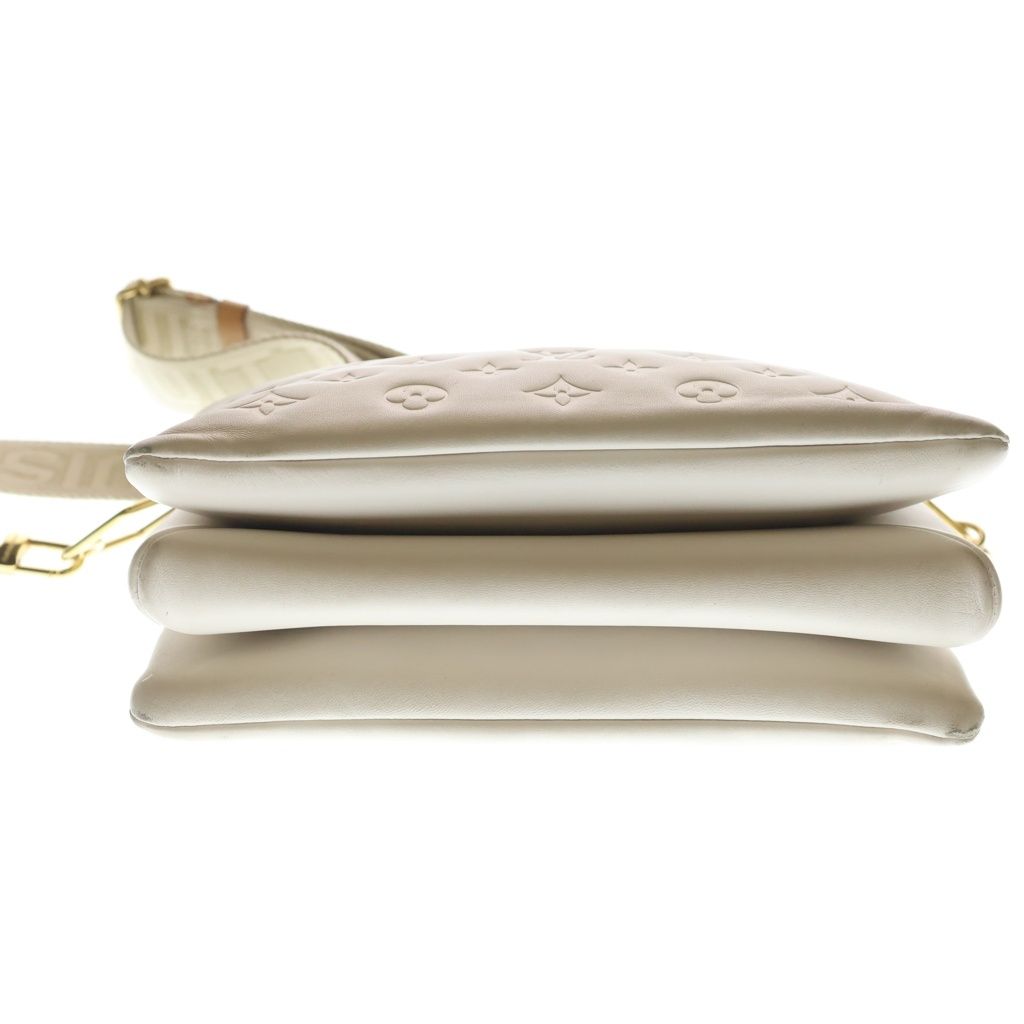 Louis Vuitton Monogram Coussin PM Cream 2-Way Chain Shoulder Bag White Leather — view 4