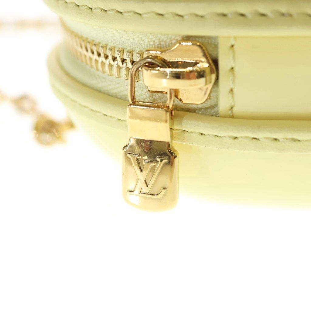 Louis Vuitton Vernis Keep My LV Heart Chain Mini Bag Yellow Gold — view 6