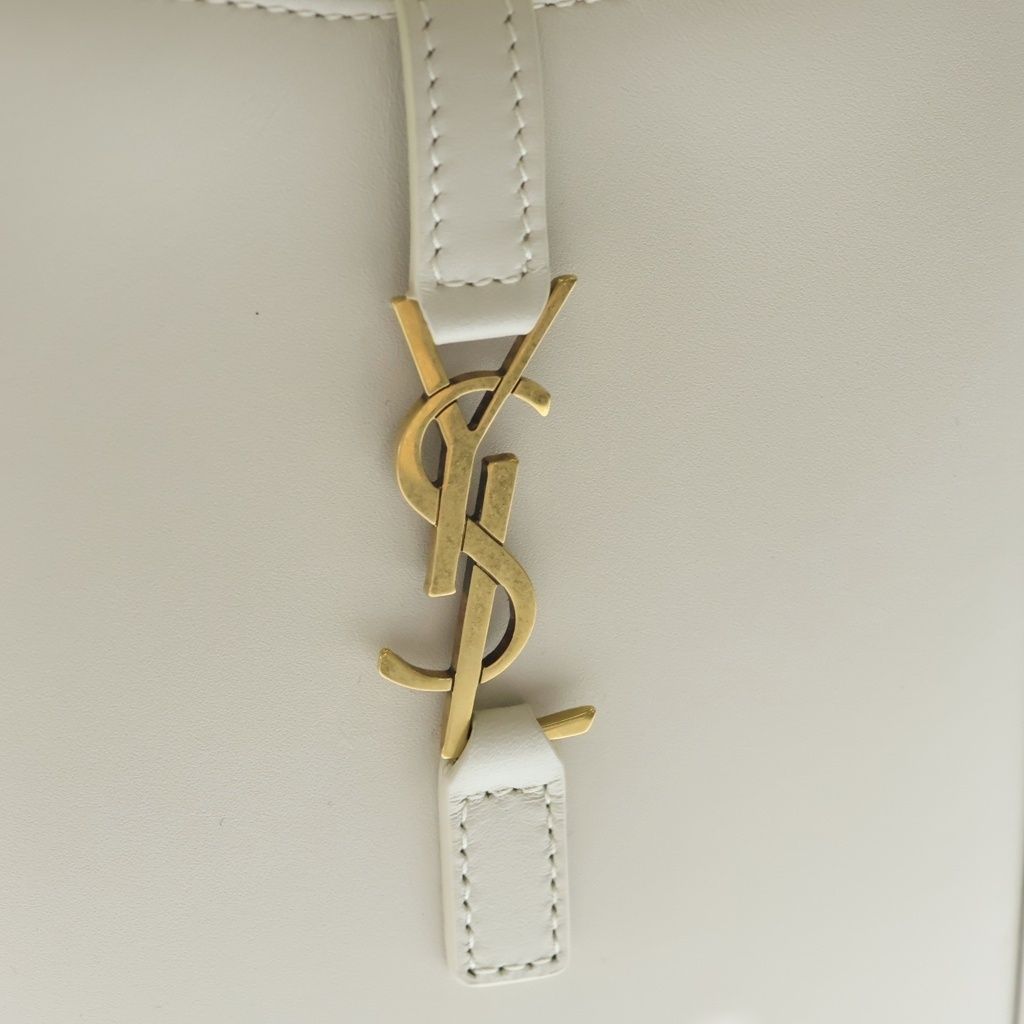 Saint Laurent Paris le Cassandra Leather Shoulder Bag Ivory — view 6