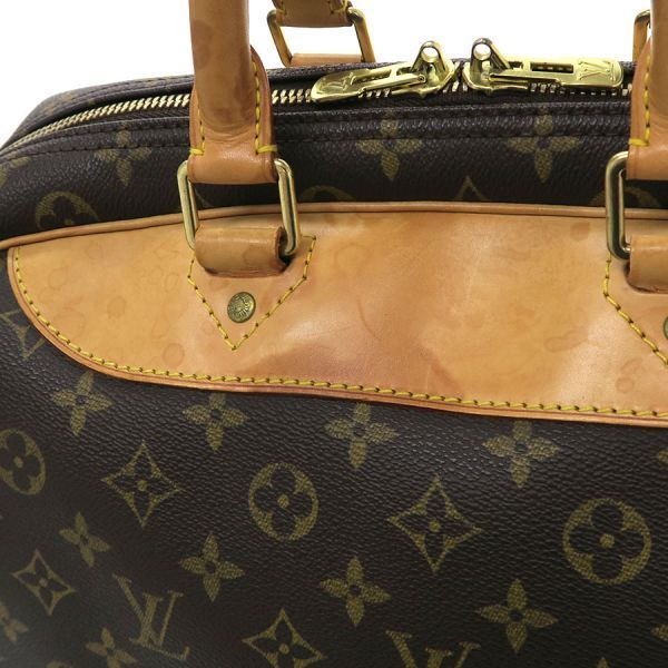 Louis Vuitton Monogram Evasion Vintage Clutch — view 4