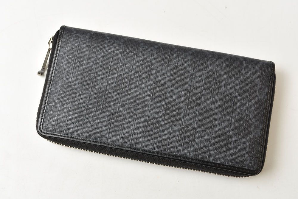 Gucci Wallet Interlocking GG Supreme Zip Around Gray Black — view 3