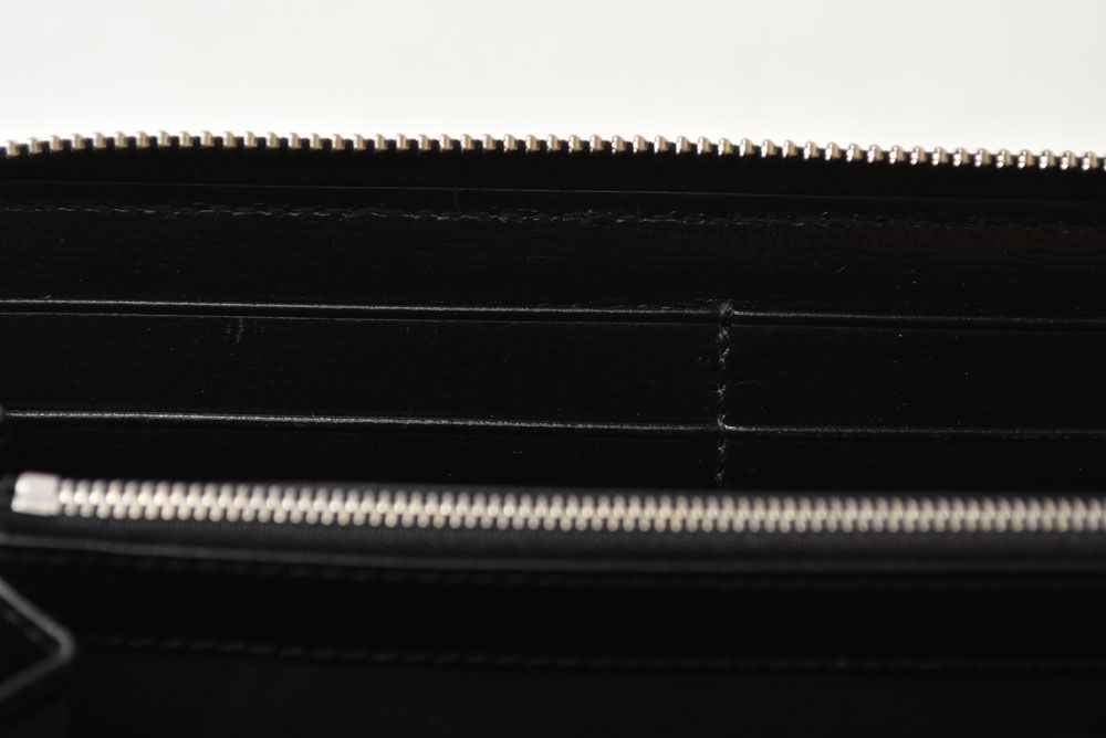 Gucci Wallet Interlocking GG Supreme Zip Around Gray Black — view 8