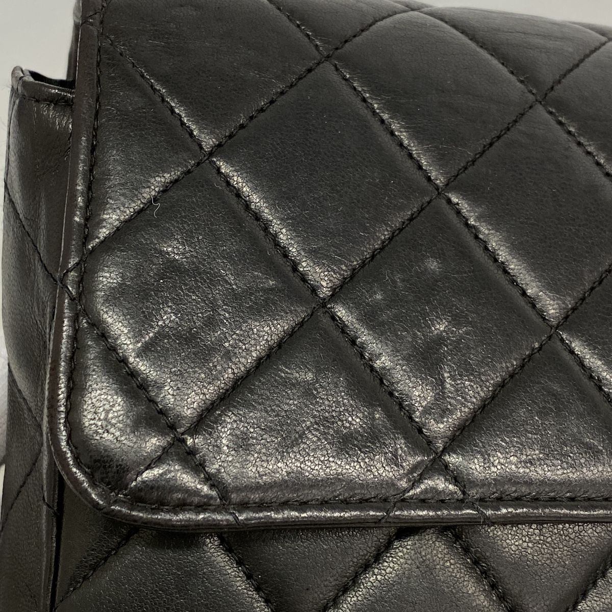 Chanel Shoulder Bag Quilted Double Face Lambskin Black Gold — view 7