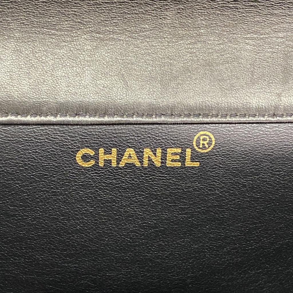 Chanel Shoulder Bag Quilted Double Face Lambskin Black Gold — view 5