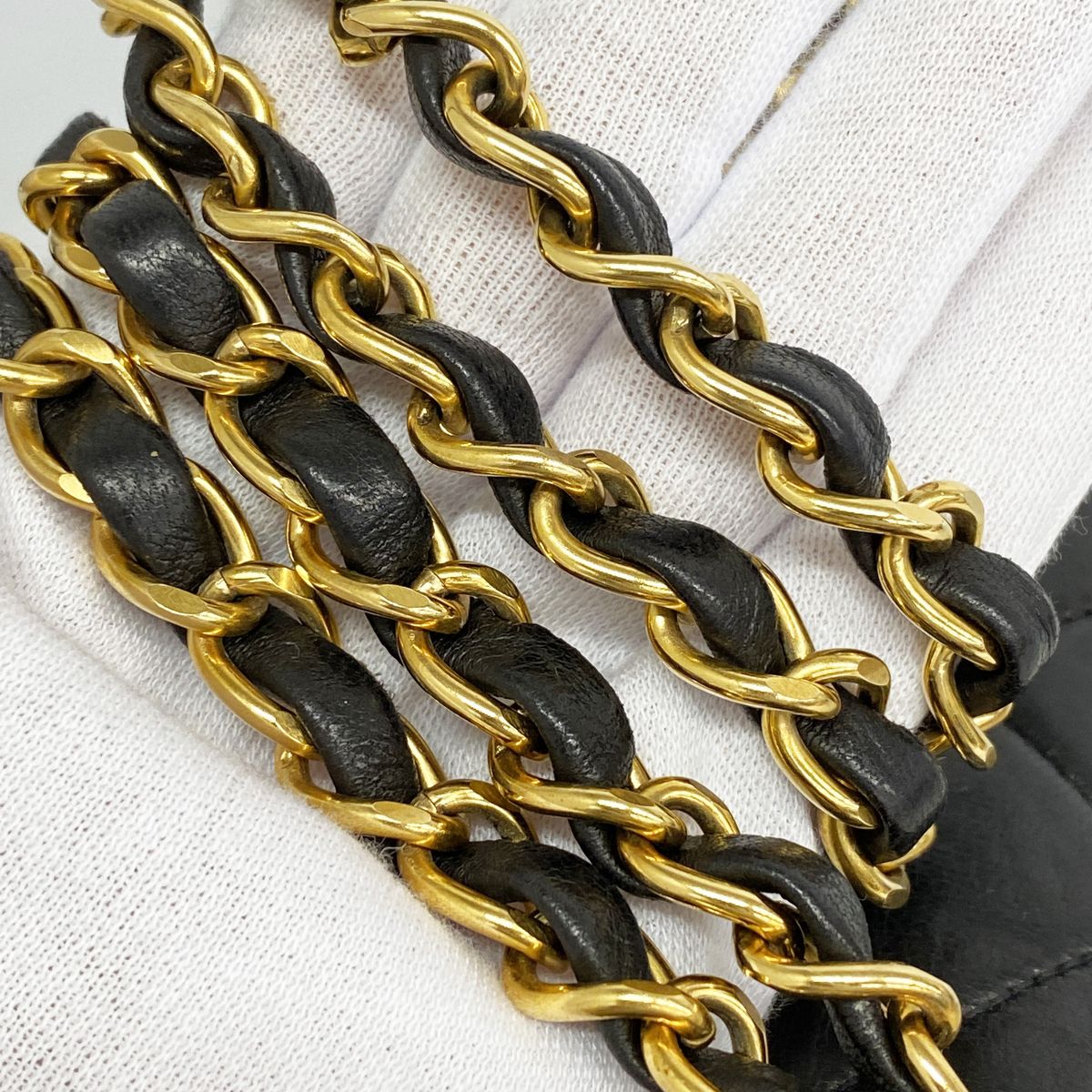 Chanel Shoulder Bag Quilted Double Face Lambskin Black Gold — view 8