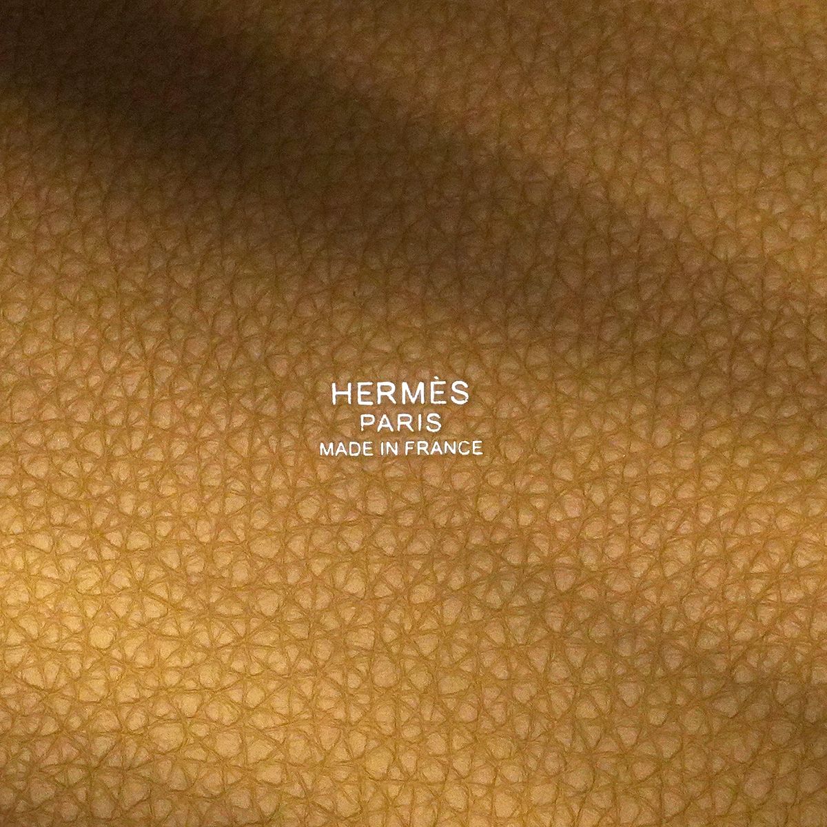 Hermes Handbag Picotin Lock PM Taurillon Clemence Dune Silver — view 5