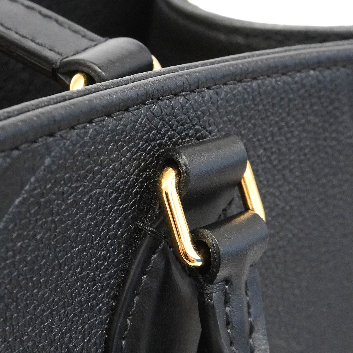 Louis Vuitton Tote Bag Monogram Empreinte On The Go MM Noir — view 6