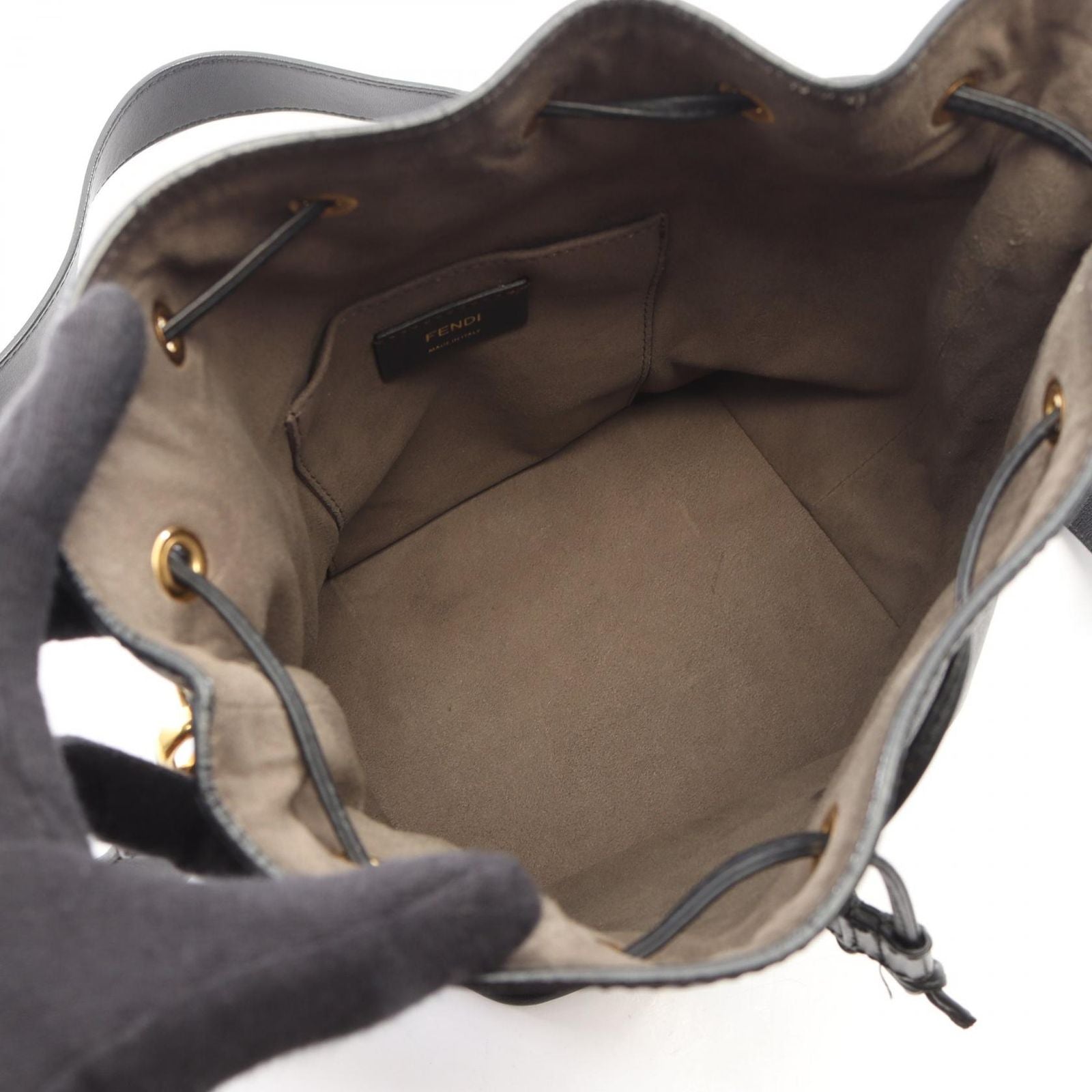 Fendi Shoulder Bag Montresor Drawstring Black Leather — view 3
