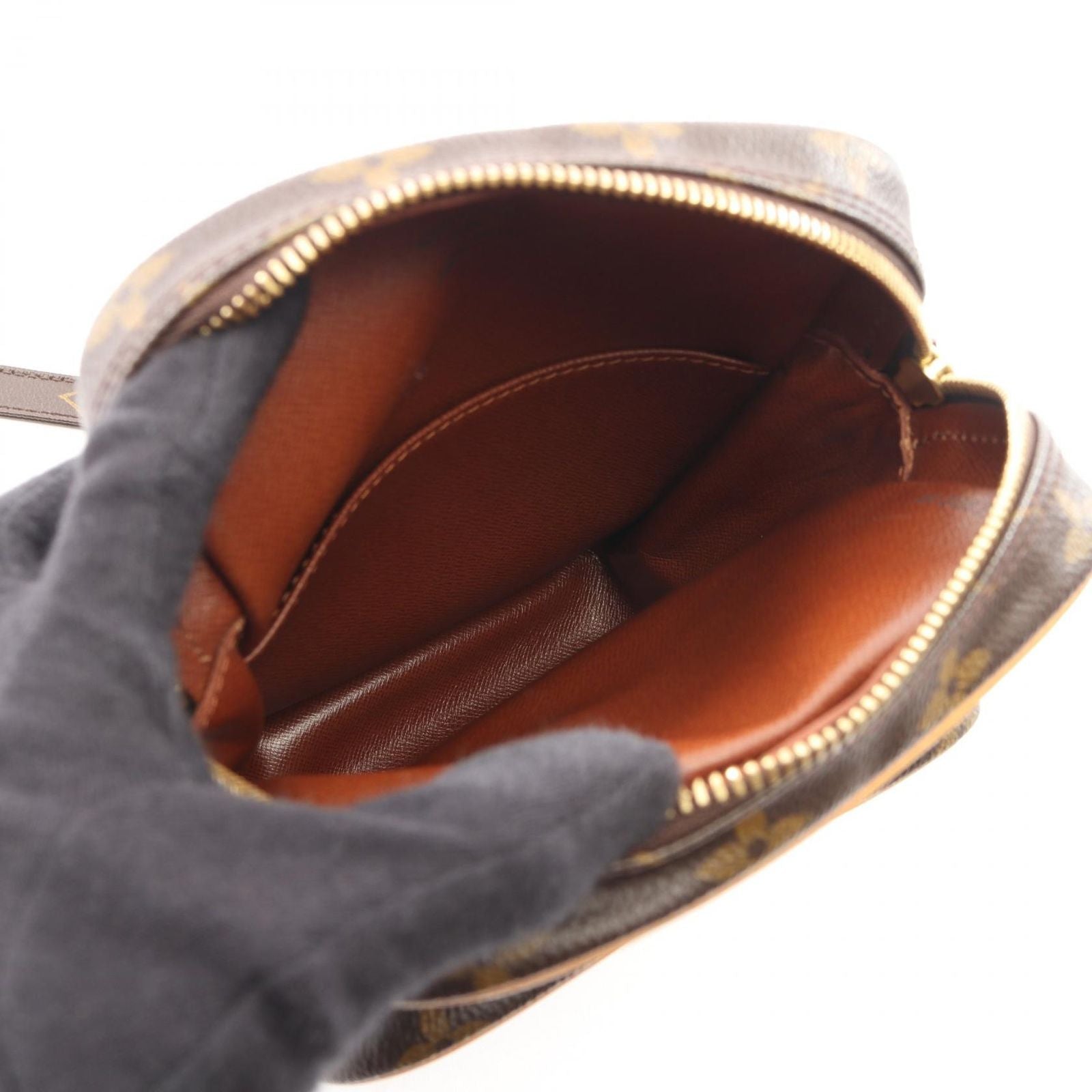 Louis Vuitton Shoulder Bag Amazon Monogram Canvas Leather — view 3