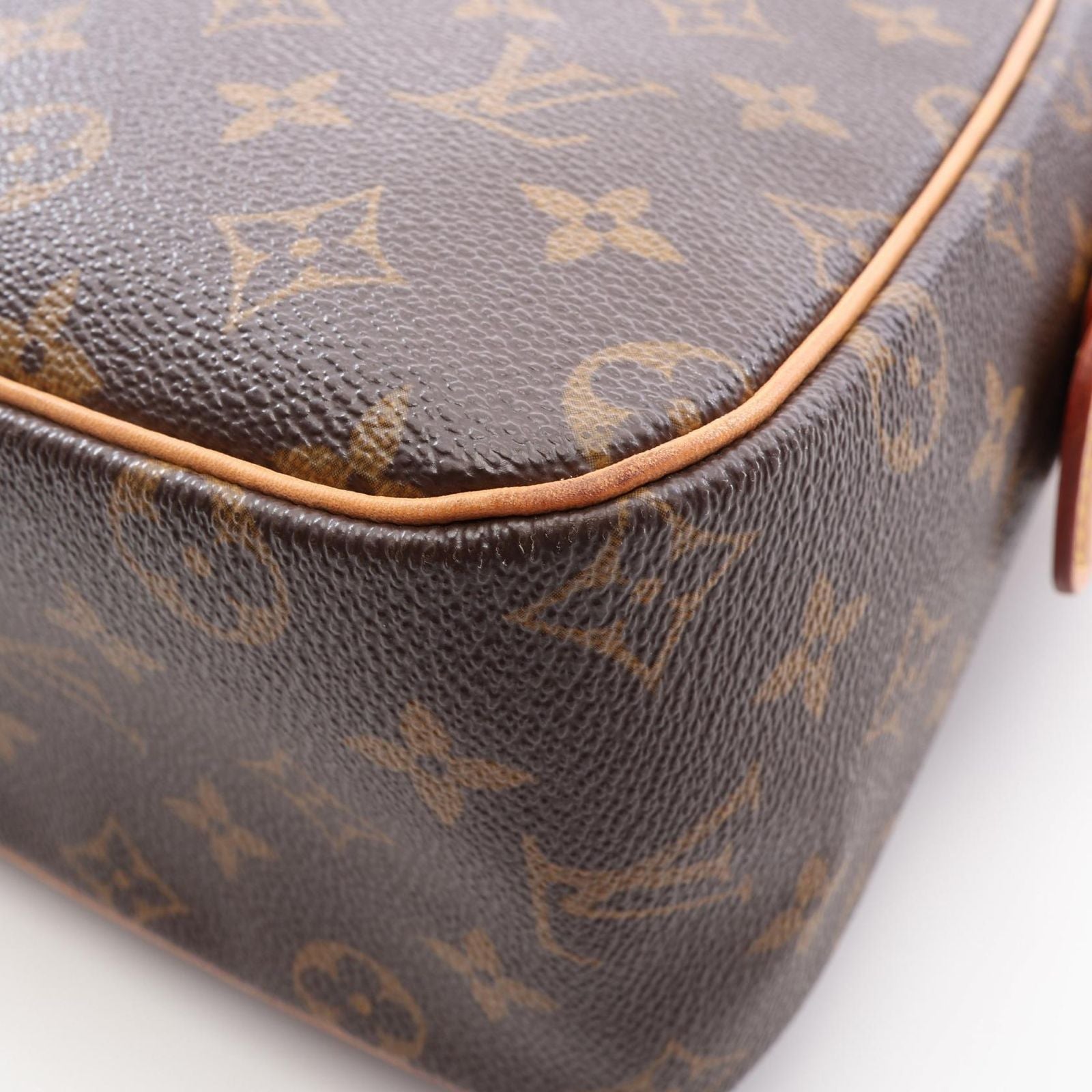 Louis Vuitton Shoulder Bag Viva Cite GM Monogram Canvas Leather — view 6